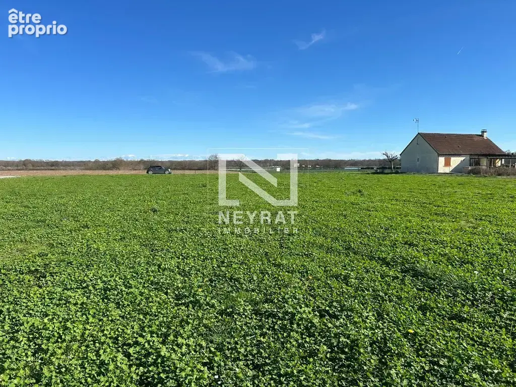 Terrain constructible et borné - photo 2