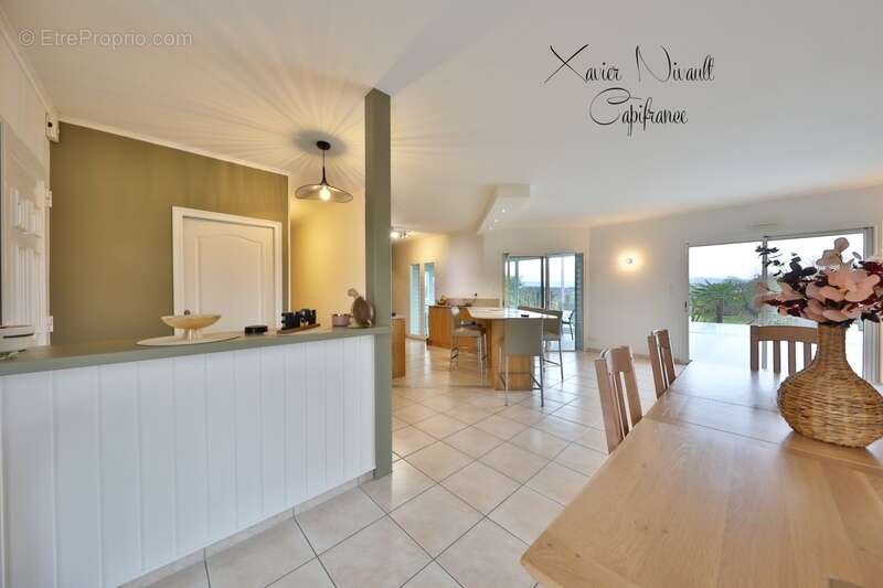 Maison à SAINT-AMOUR