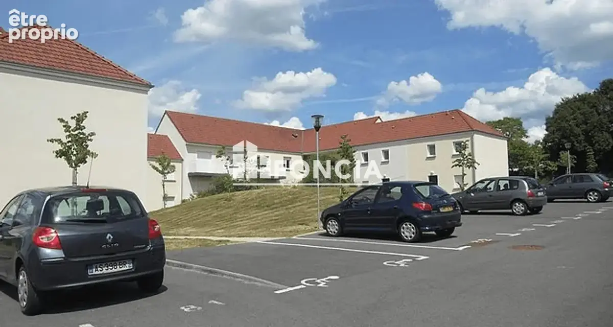 Residence avec piscine - photo 1