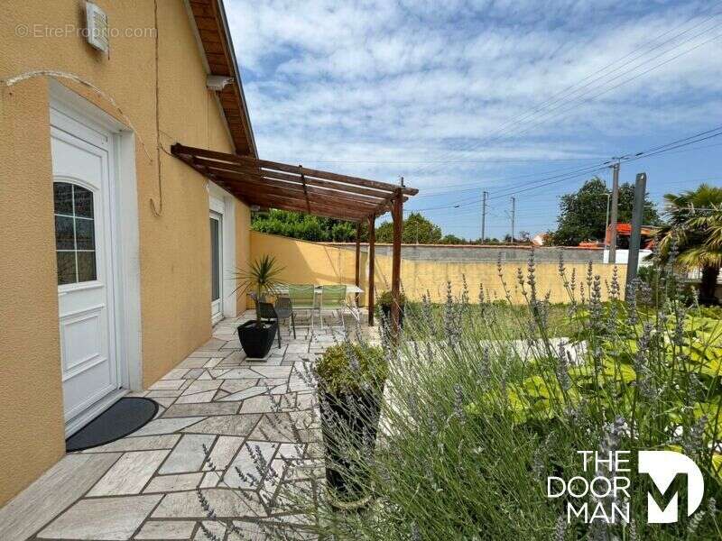 Maison à SAINT-SEBASTIEN-SUR-LOIRE