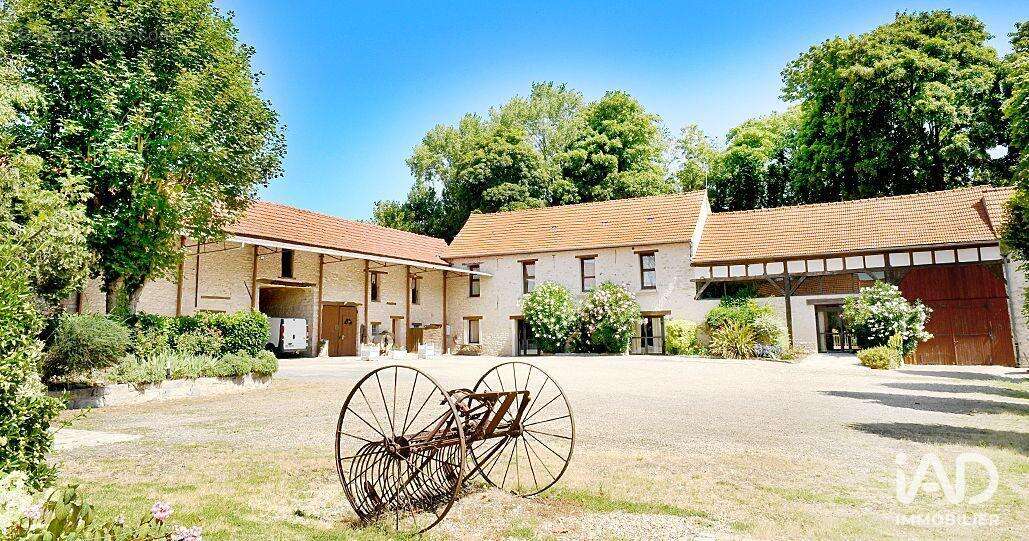 Photo 2 - Commerce à ETRECHY