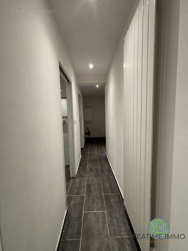 Maison 140 m² à Roubaix  - photo 9