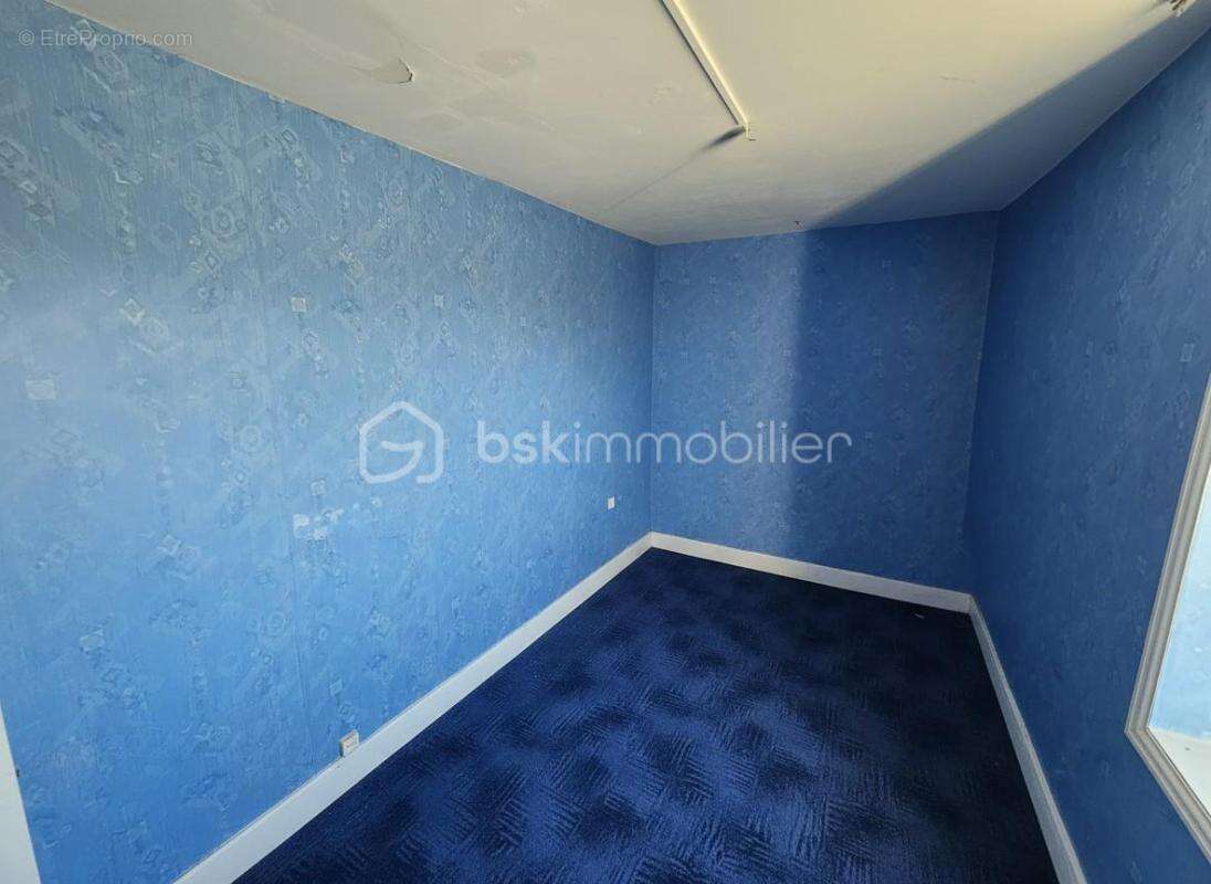 Maison à SAINT-JEAN-SAINT-MAURICE-SUR-LOIRE