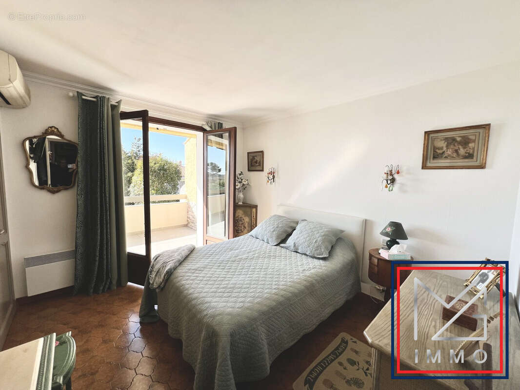 Maison à SIX-FOURS-LES-PLAGES