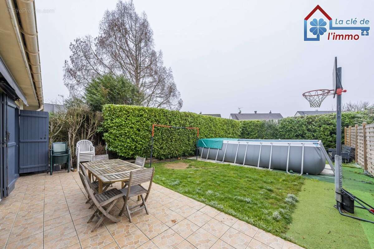 Maison à MOISSY-CRAMAYEL