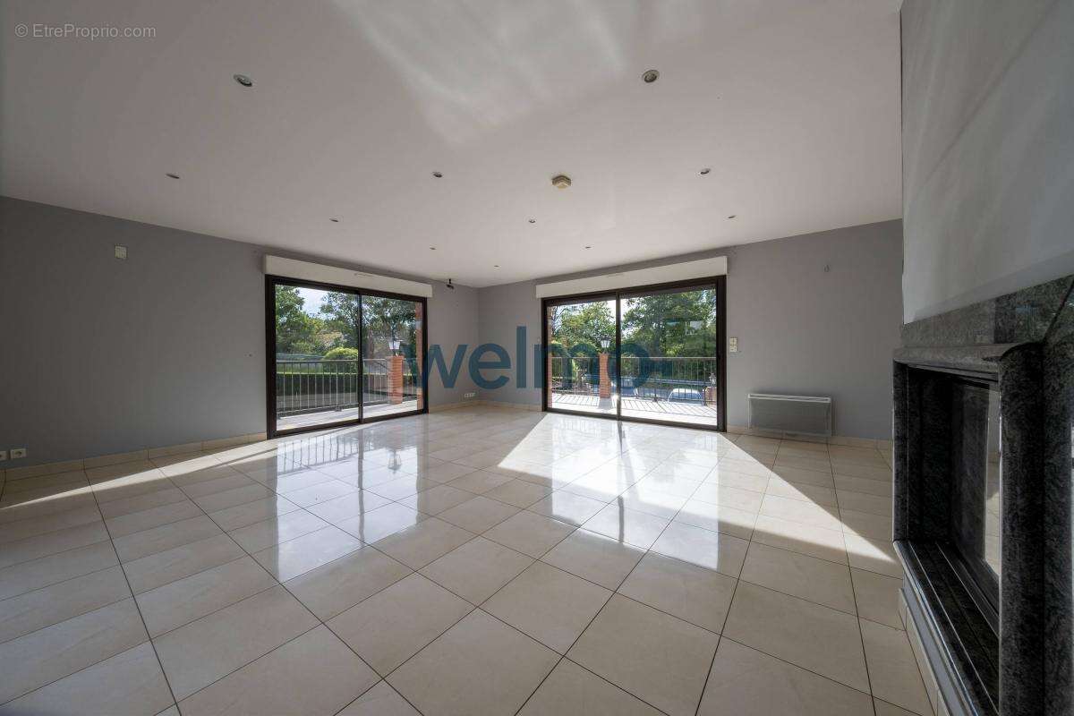 Maison à SAINT-LEON