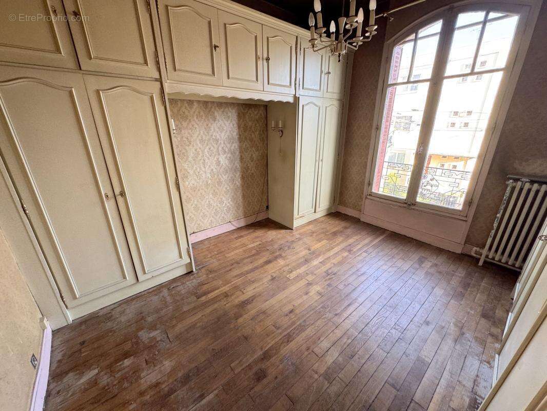 Maison à LE BLANC-MESNIL