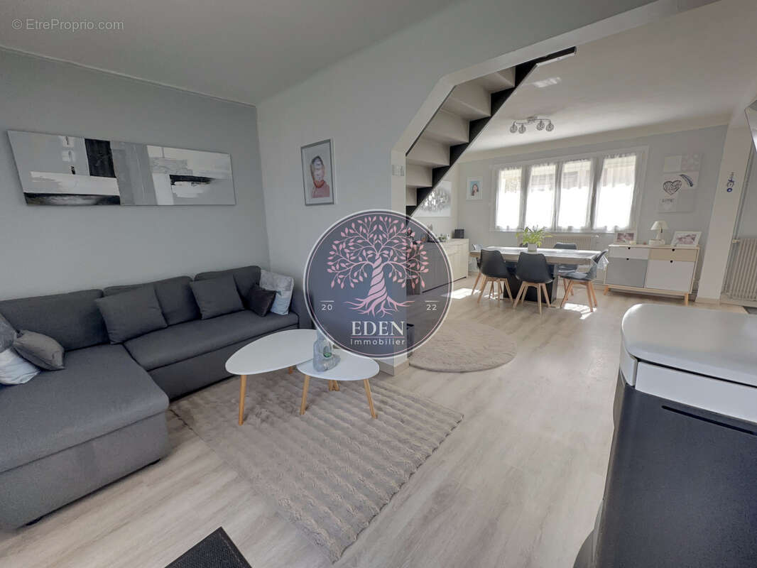 Maison à TREON