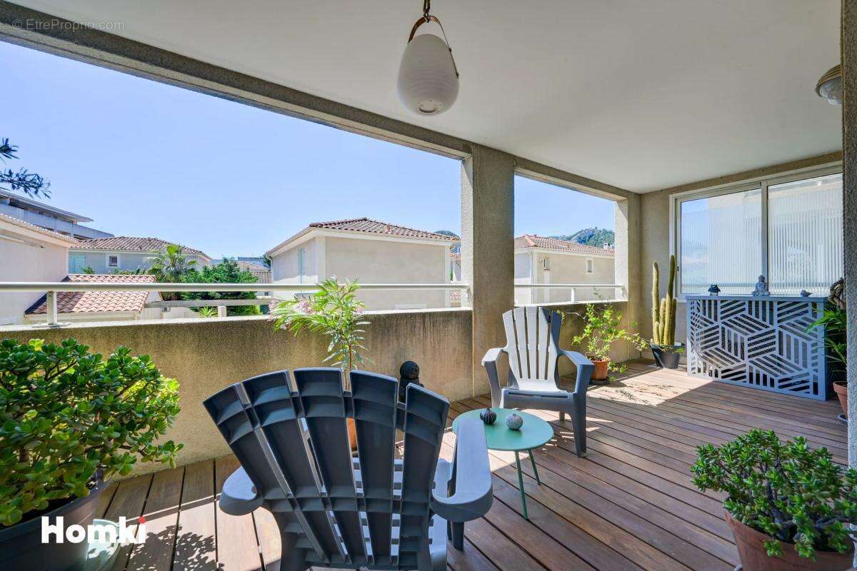 Appartement à MARSEILLE-9E