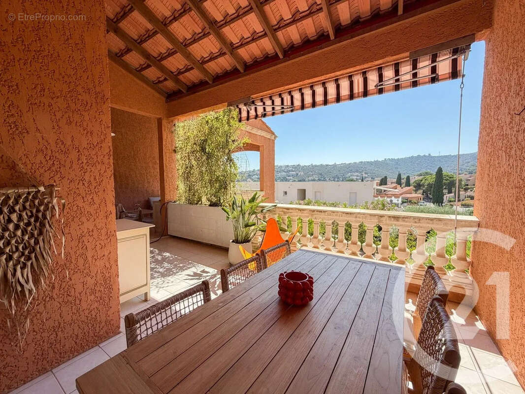 Appartement à LE LAVANDOU