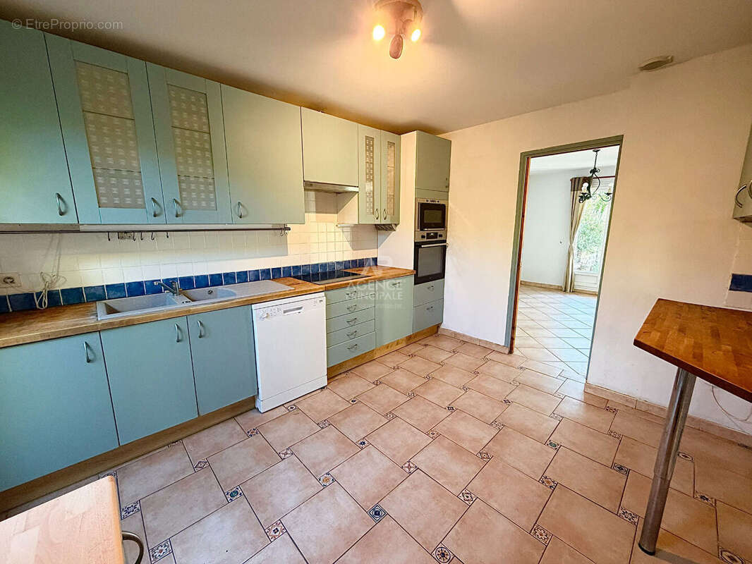 Maison à COURDIMANCHE