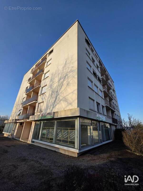 Photo 9 - Commerce à VESOUL