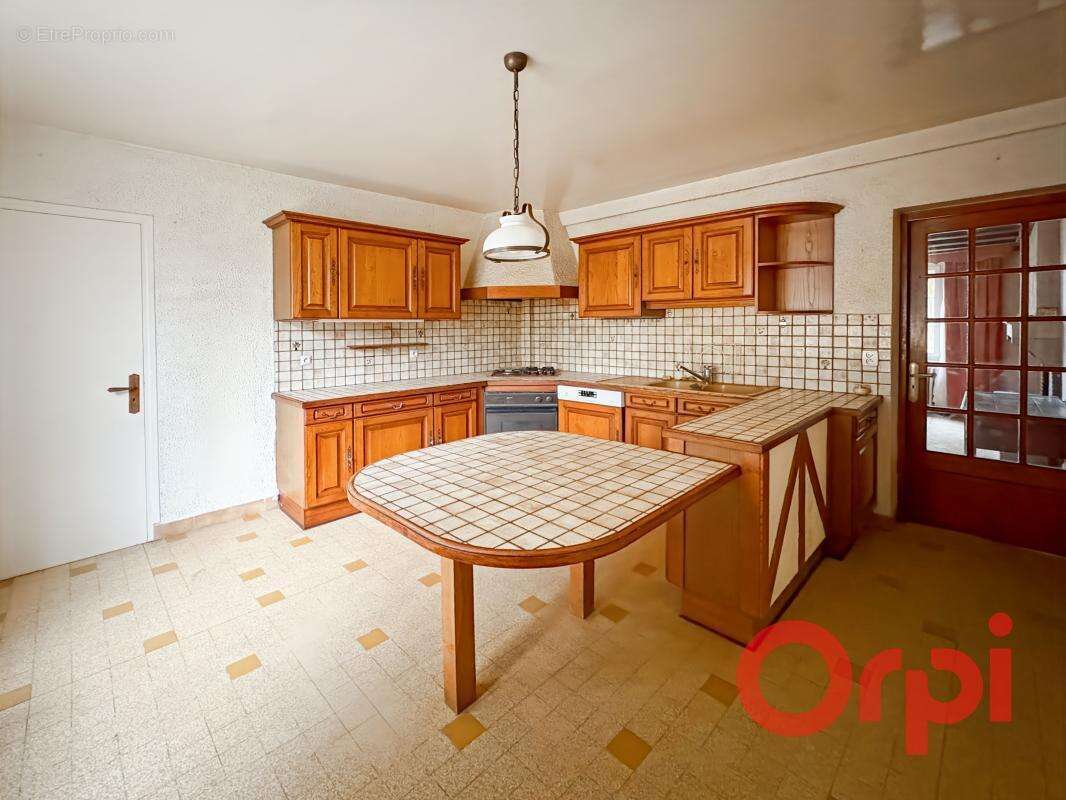 Maison à GERMIGNY-L'EXEMPT