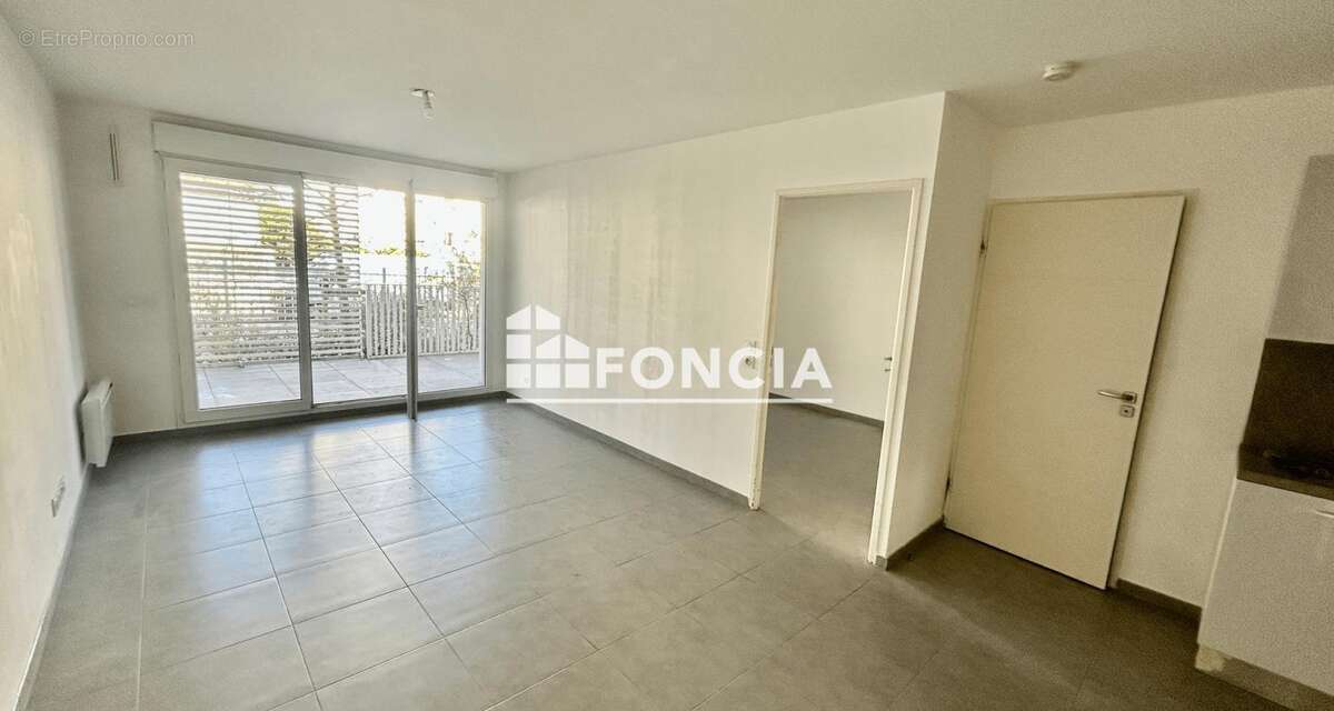 Appartement à MARSEILLE-8E