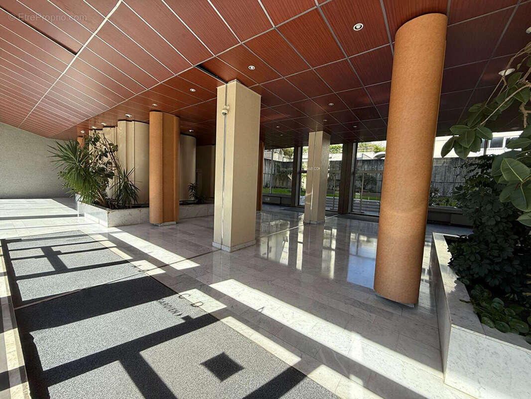 Appartement à LEVALLOIS-PERRET