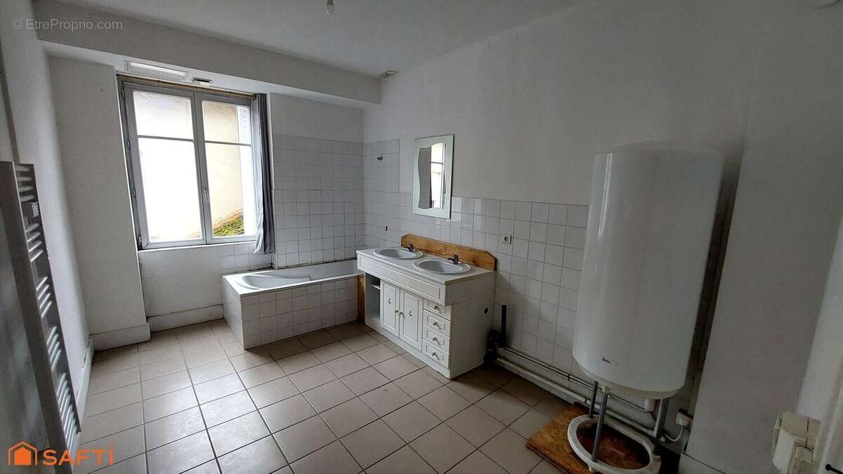 Photo 5 - Appartement à VILLEREVERSURE