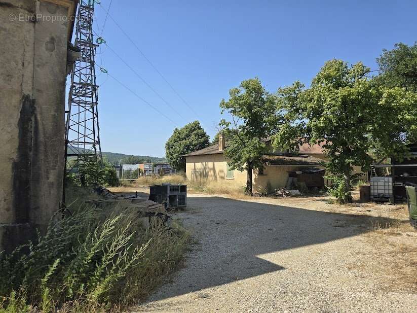 Ensemble immobilier - photo 6