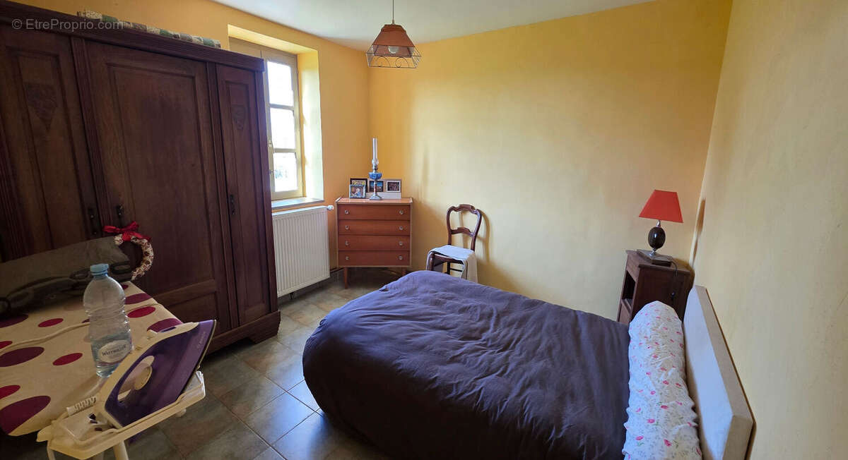 Maison à NEUILLY-EN-DONJON