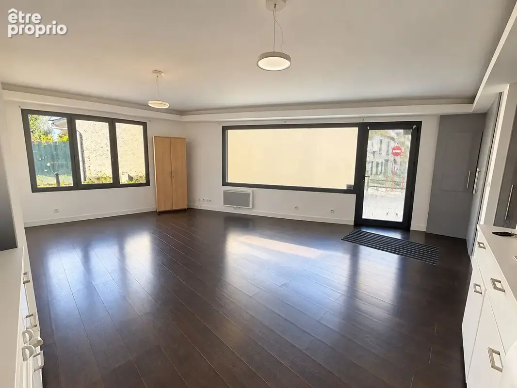 Photo Autres à Linas au prix de 159 000€