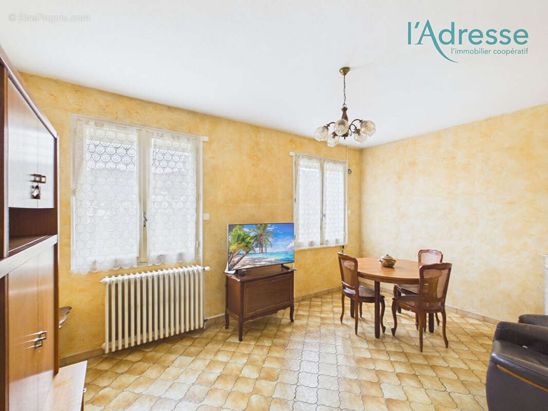 Maison à TOURNON-SUR-RHONE