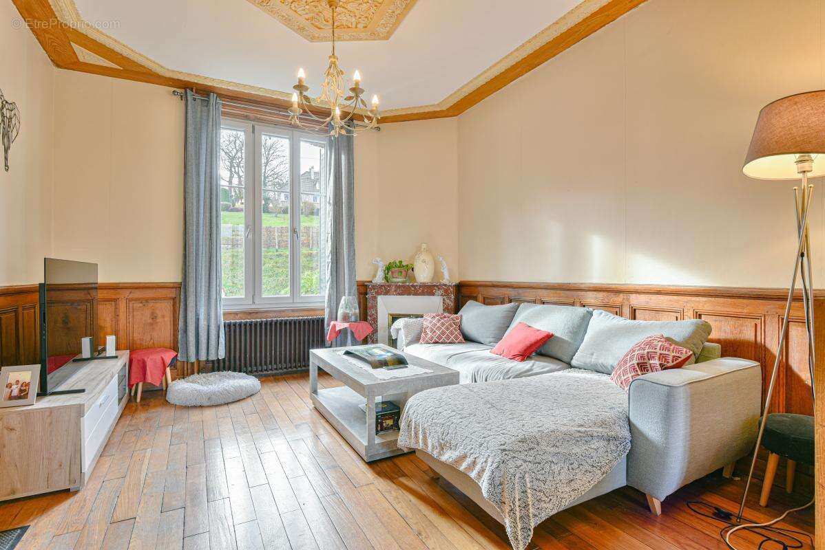 Maison 114 m² à Saint-Junien  - photo 2