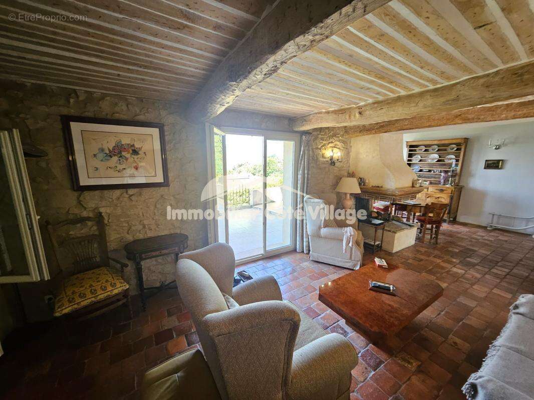 Maison à BERRE-LES-ALPES