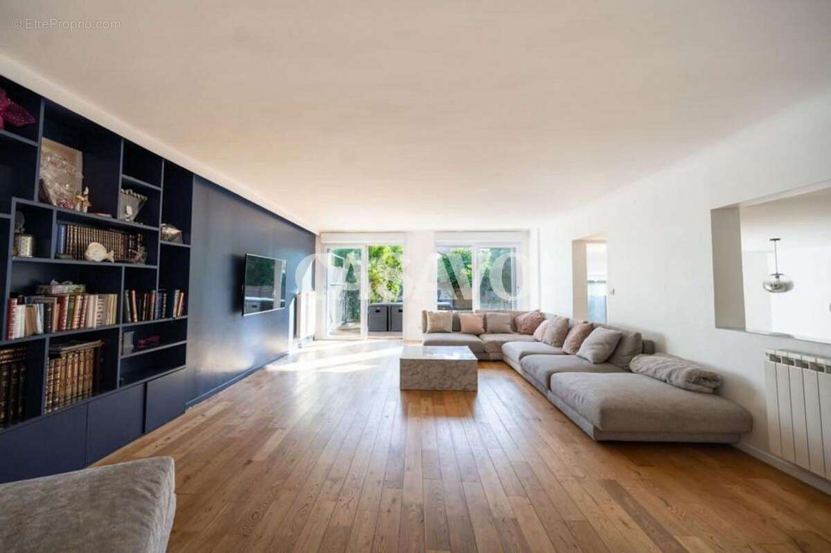 Maison à ENGHIEN-LES-BAINS