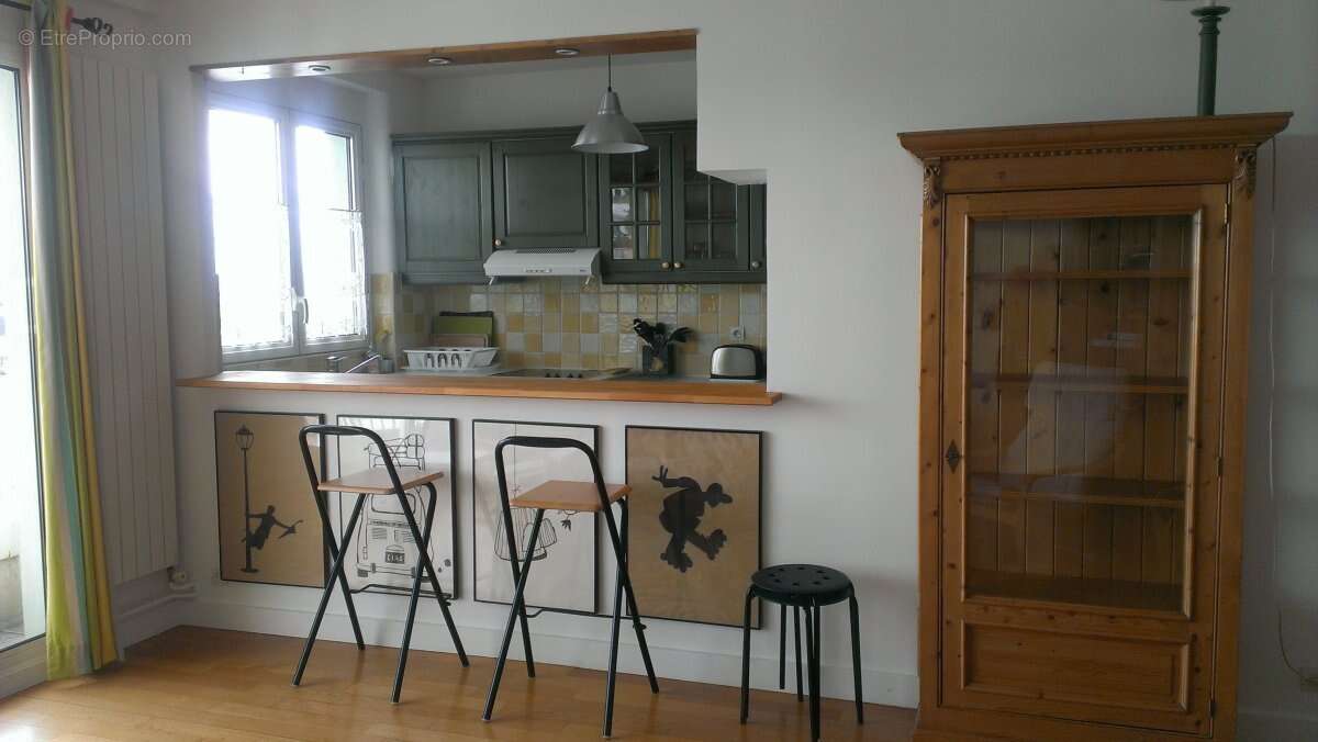 Appartement à PARIS-14E