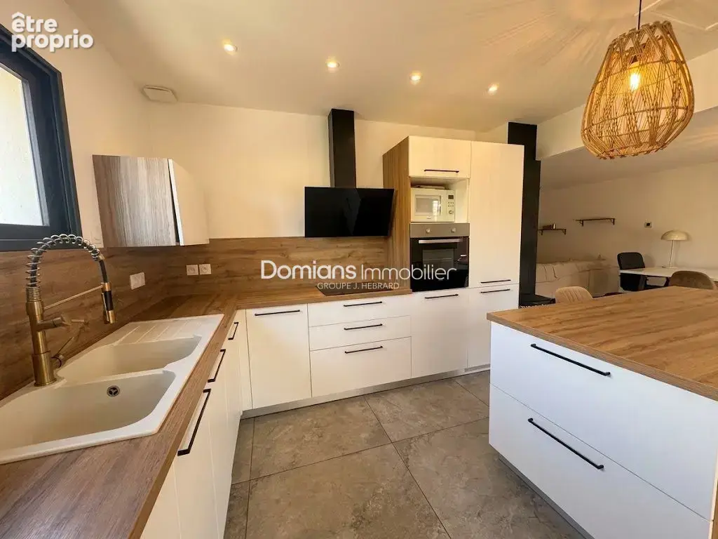 Maison 5 pièces 142 m² à vendre à Corbere (66130) - photo 2