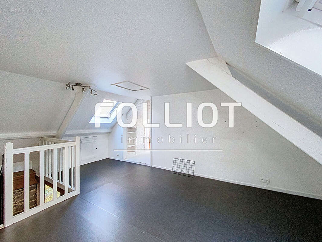 Maison à SAINT-PLANCHERS