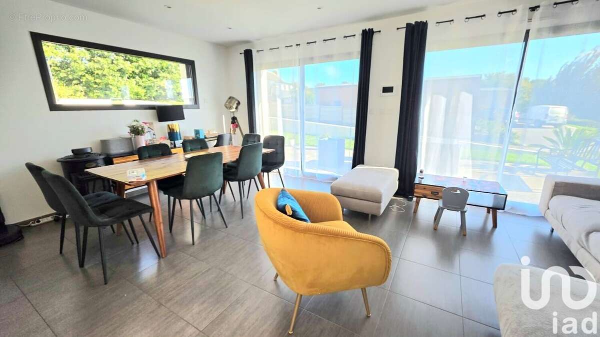 Photo 4 - Maison à PLEUGRIFFET