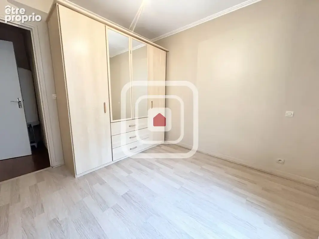 Appartement Reims 2 pièce(s) 44 m2 avec terrasse - photo 4