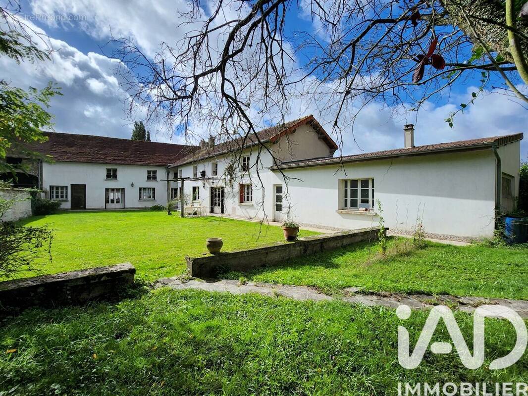 Photo 1 - Maison à BANNOST-VILLEGAGNON