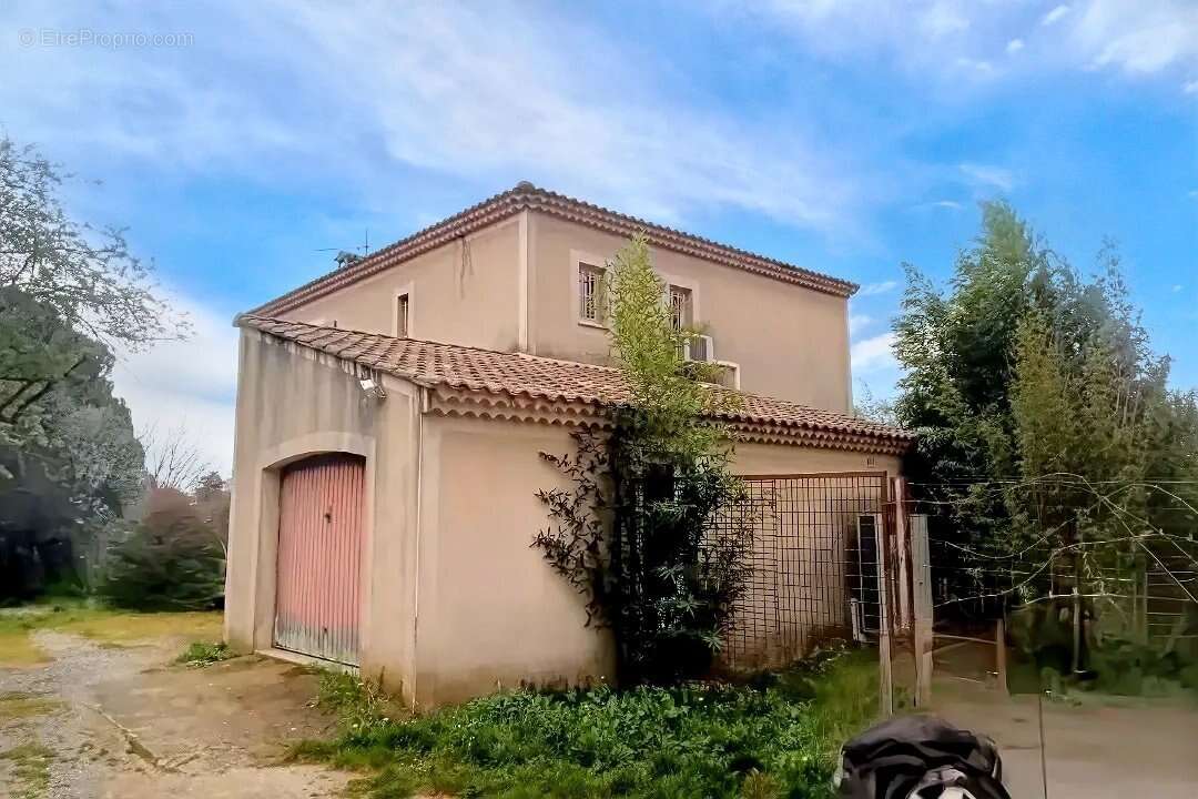 Maison à DURFORT-ET-SAINT-MARTIN-DE-SOSSENAC