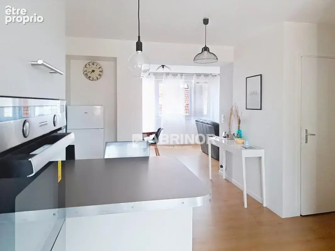 Magnifique appartement t3 de 77.73 m² + pk en hyper centre de tourcoing - photo 3