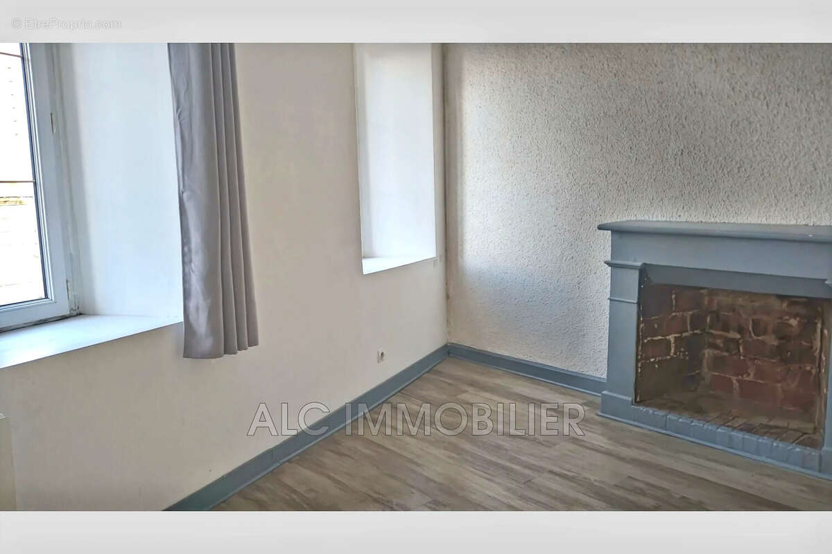 Appartement à LA FERTE-MACE