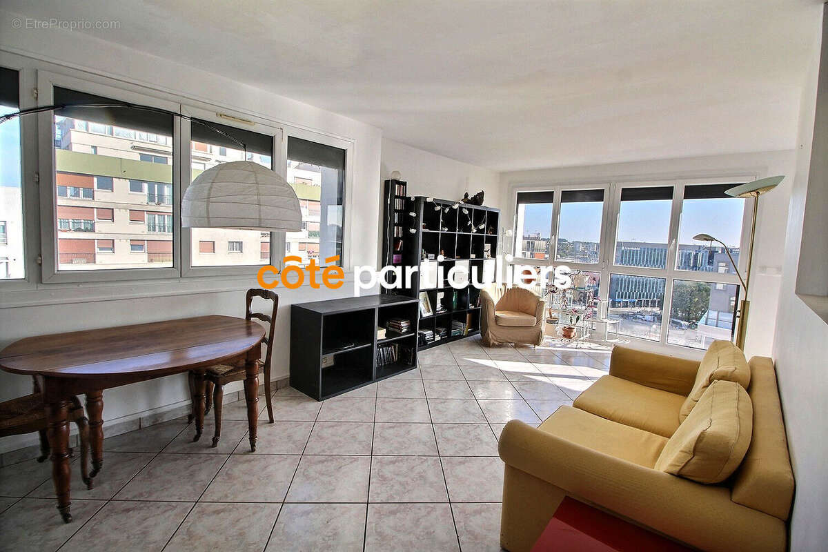 Appartement à MONTROUGE