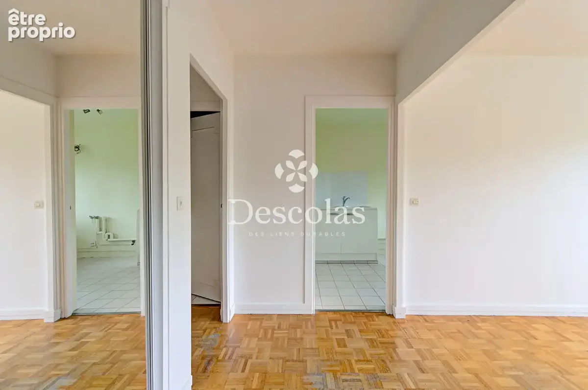 APPARTEMENT - 60 m2 - 3 pièces - photo 8