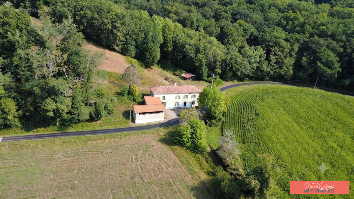 Maison à SAINT-MARTIN-DE-SEIGNANX