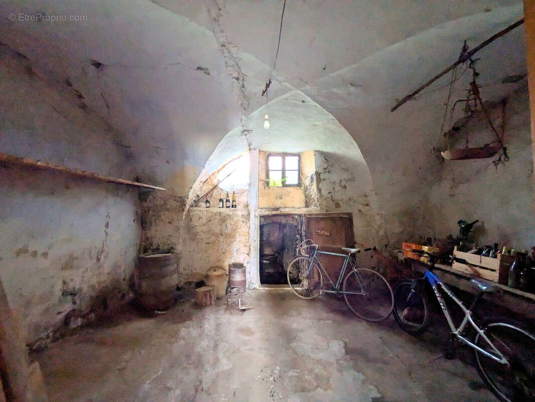 Maison de village en Pierre à Rénover au Cœur des Hautes-Alpes ! - photo 11