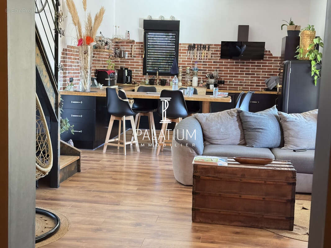 Commerce à LA BRILLANNE