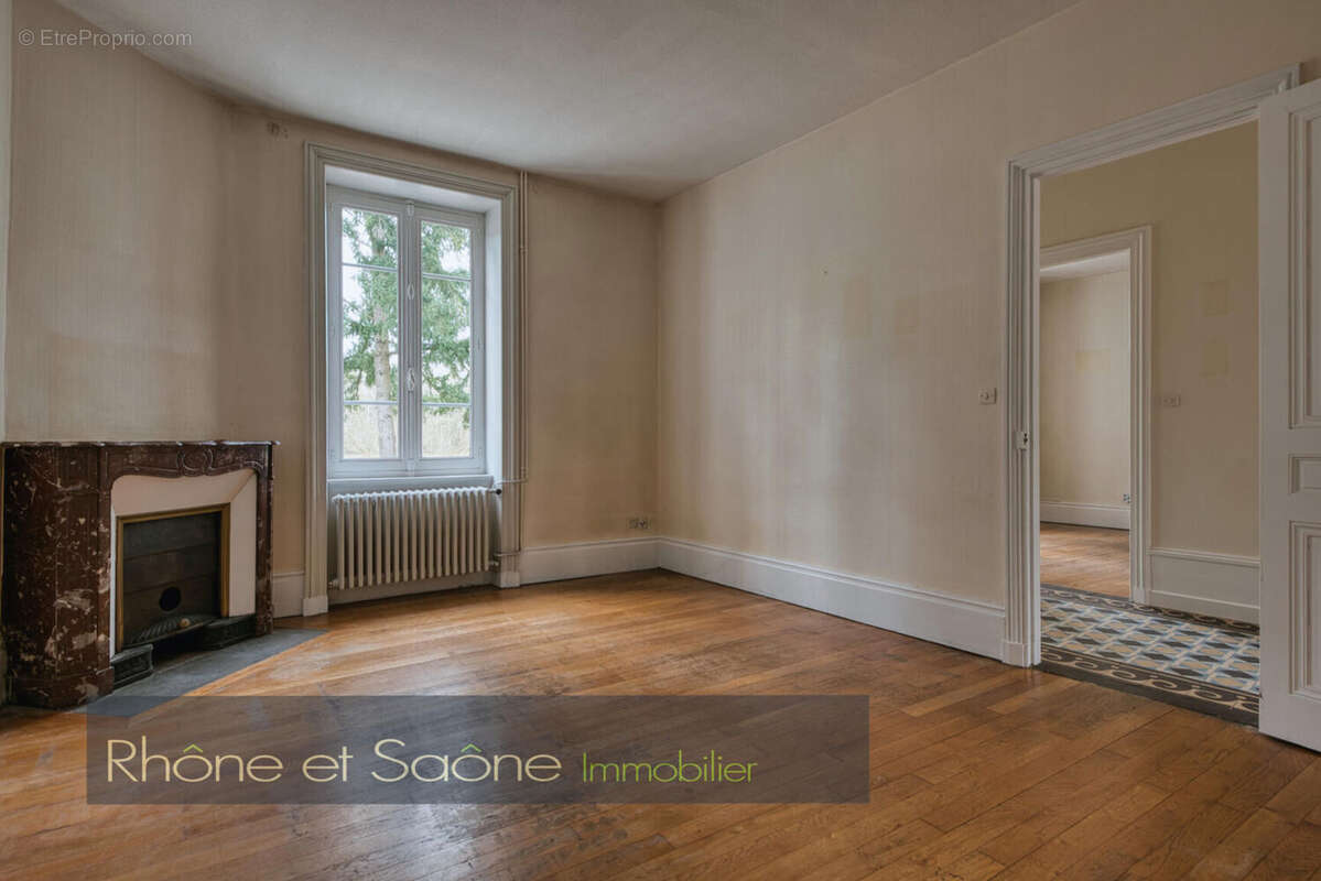 Photo 4 - Maison à MONTMERLE-SUR-SAONE