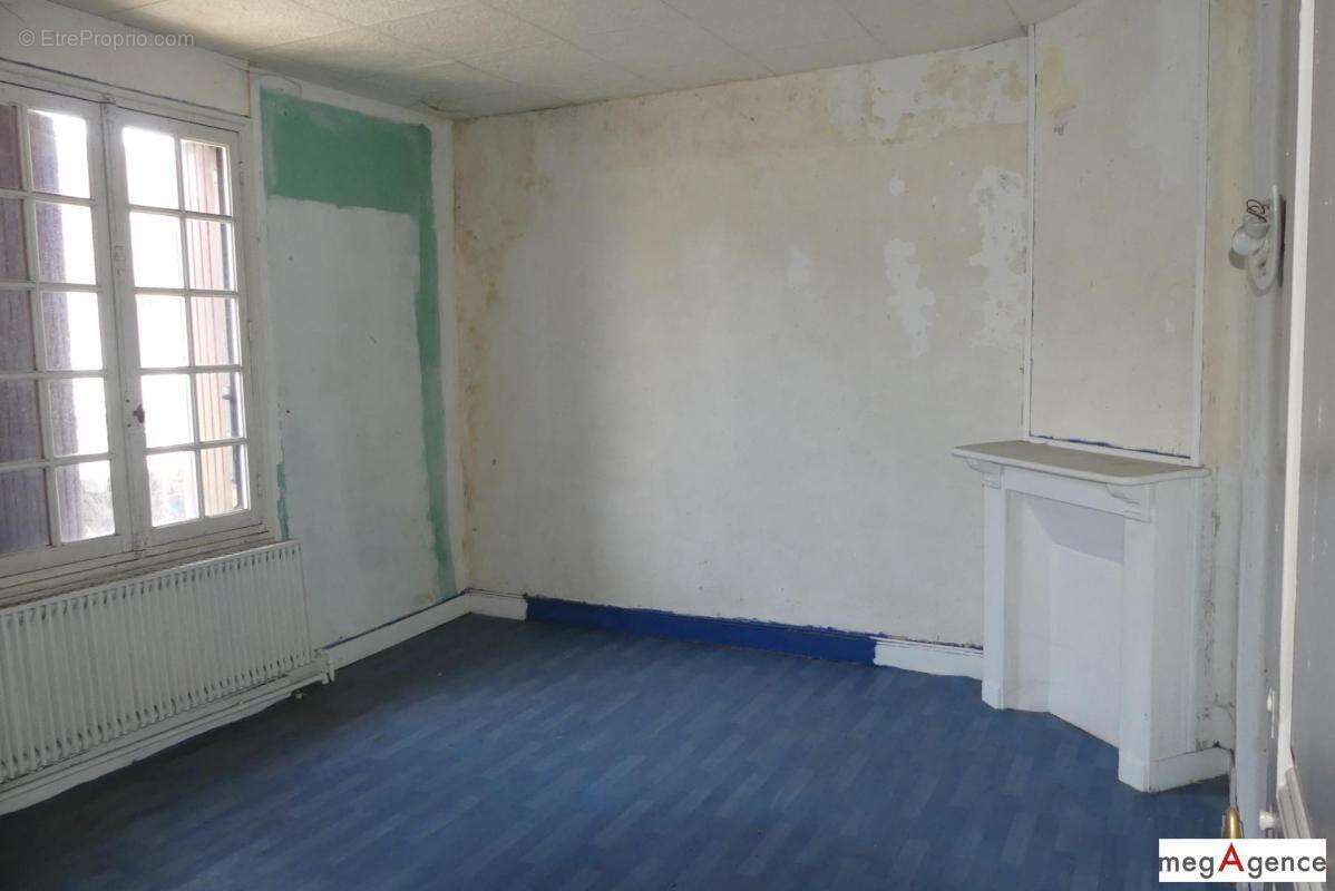 Gamaches :  Local Commercial 60m², habitation 110 m² environ, et jardin - photo 7
