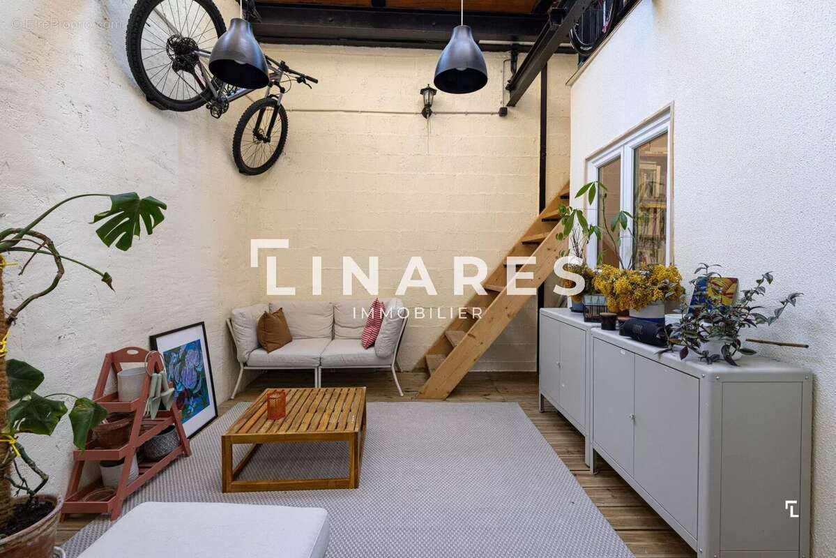 Appartement à MARSEILLE-5E