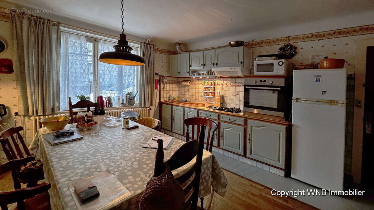 Maison à PASSAVANT-LA-ROCHERE