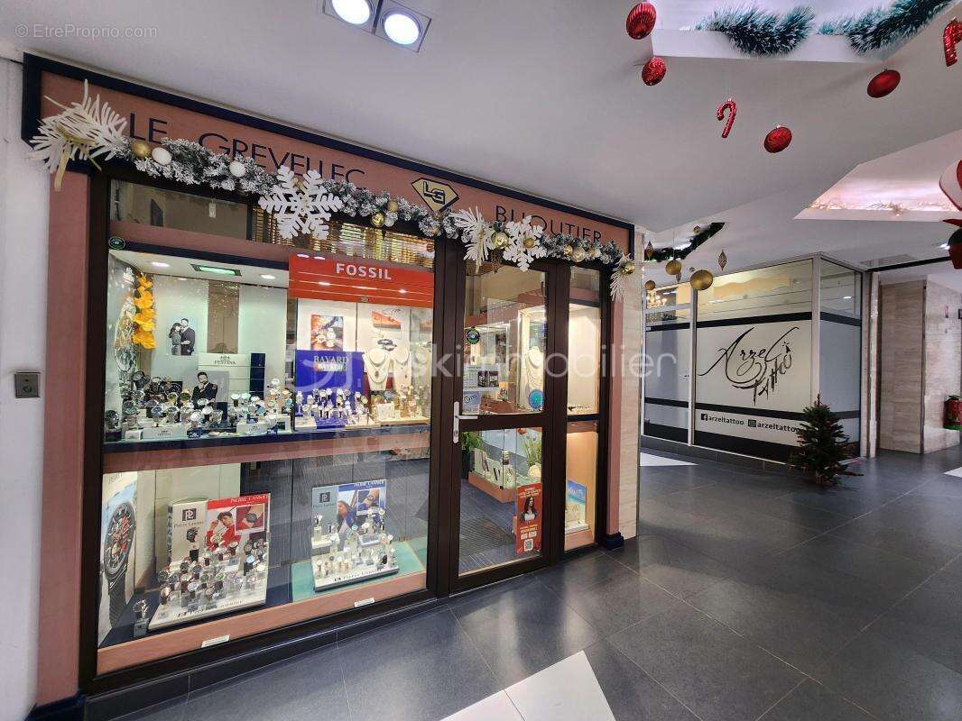 Fonds de commerce d'une bijouterie centre ville d'Auray - photo 3