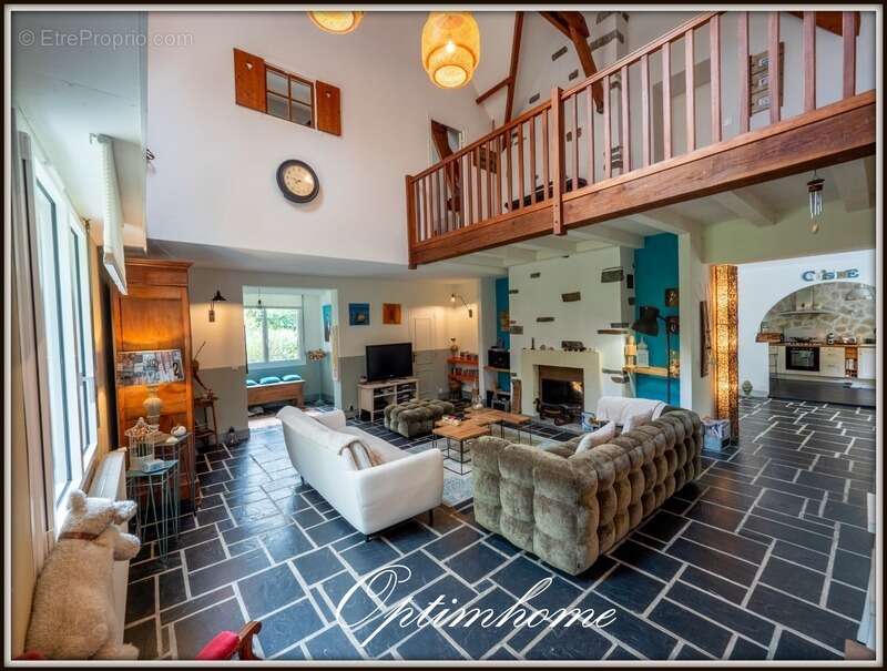 Maison à LA CHAPELLE-SUR-ERDRE