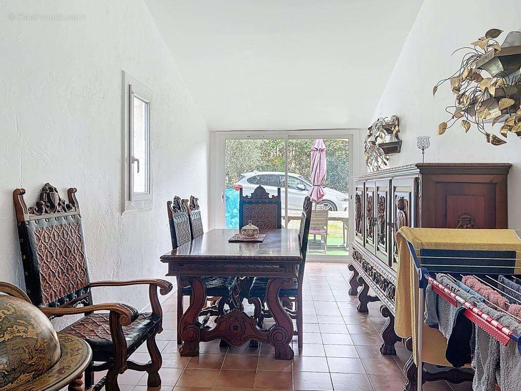 Maison à VILLENEUVE-LOUBET