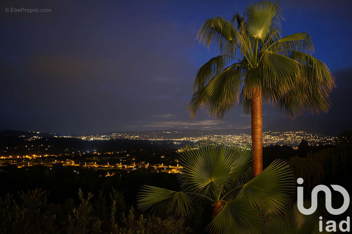 Photo 6 - Maison à MOUANS-SARTOUX