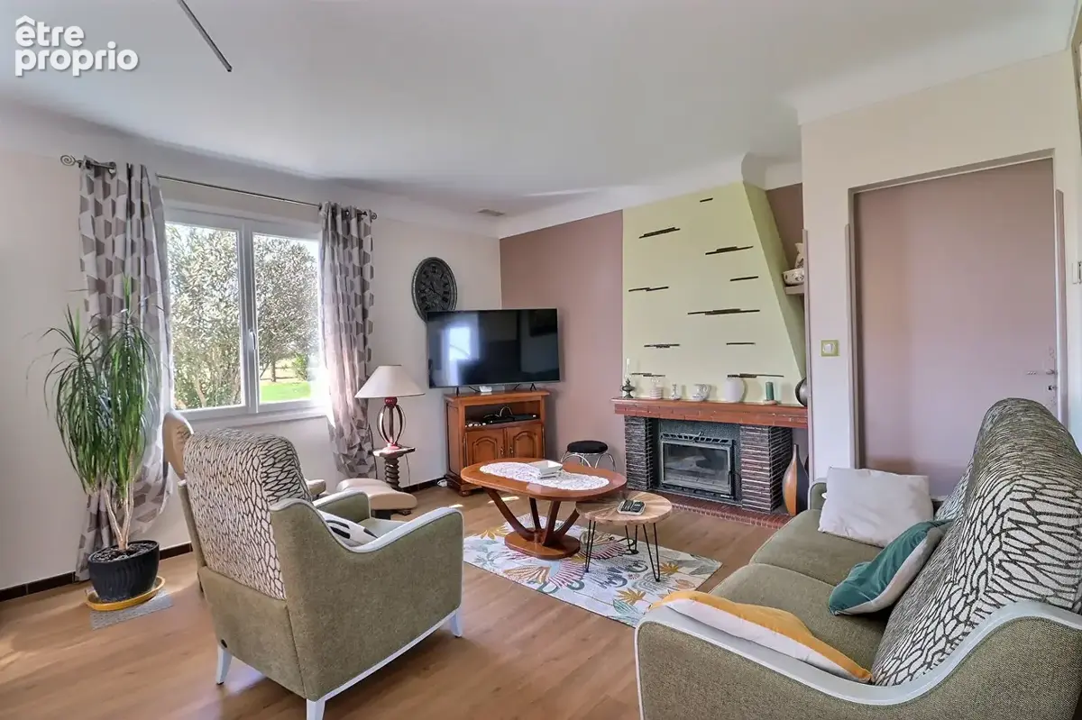 Maison a vendre avec dépendances sur terrain - photo 6